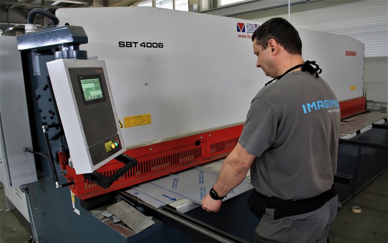 Nově nabízíme střihání na hydraulických tabulových nůžkách | IMAGINOX